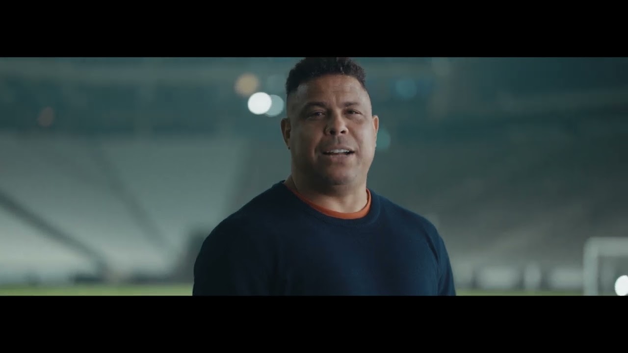 Campanha Jogando Junto do Itaú Empresas com Ronaldo Fenômeno