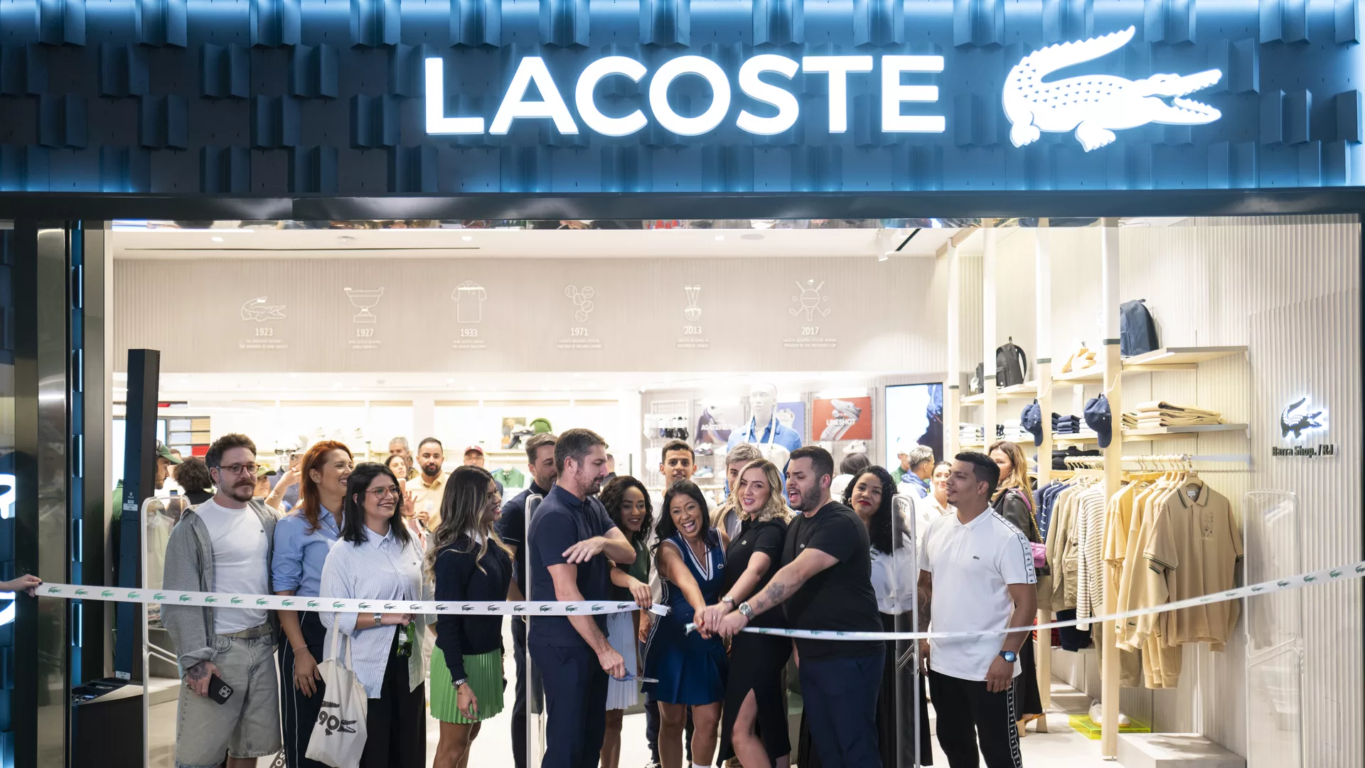 Lacoste inaugura concept store com evento no Rio