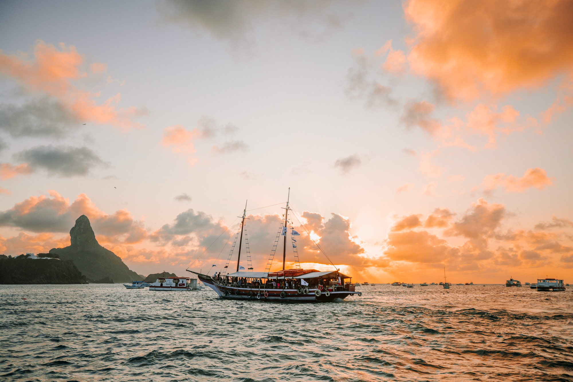 Barco de Fernando de Noronha