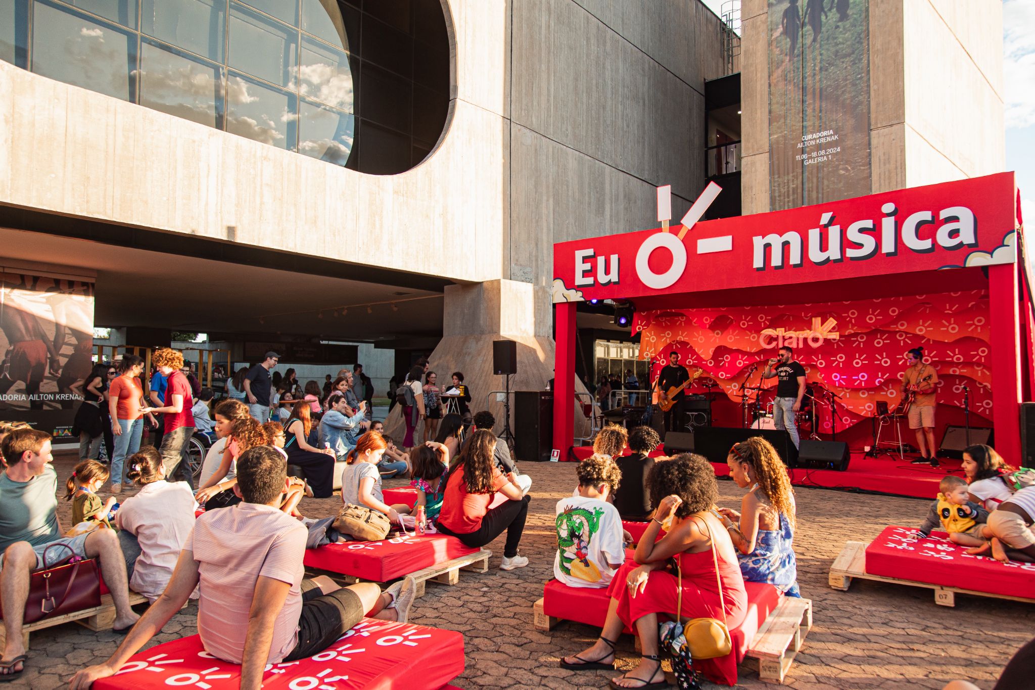 Ativação Clarokê no festival CoMa