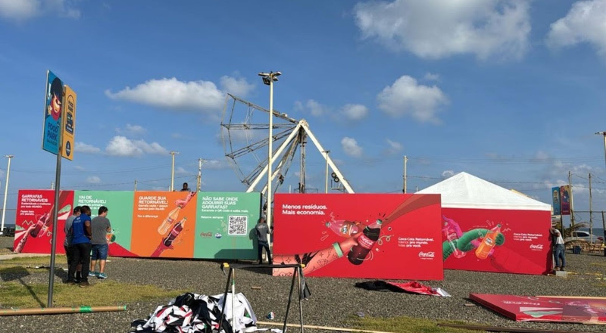 Coca-Cola e Fanta instalam roda-gigante em Salvador