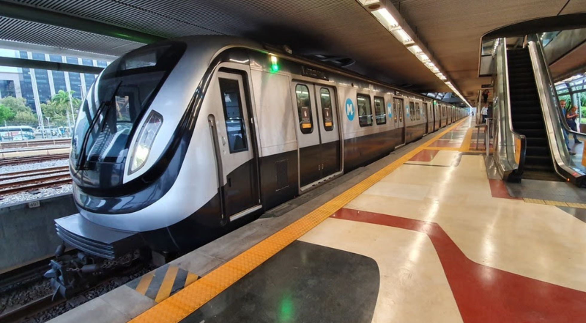 MetrôRio terá aviso com vozes de cantores