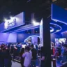 Estande da Warner Games na Gamescom Latam