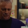 Imagem mostra o ator Matt LeBlanc, da série Friends, em nova campanha do Nubank