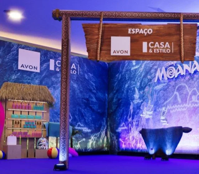 Espaço exclusivo da Avon na pré-estreia de Moana 2