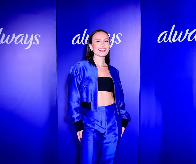 Imagem mostra Larissa Manoela como nova head de influência da marca Always
