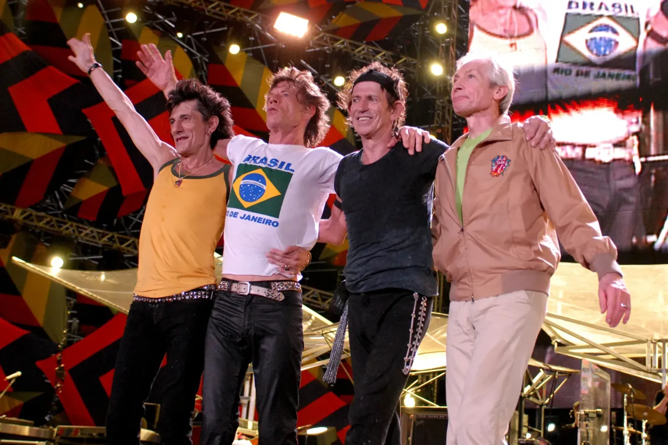 Imagem do grupo Rolling Stones, durante show na Praia de Copacabana