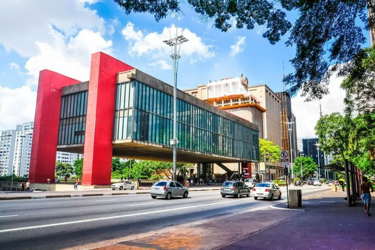 Imagem mostra vista do MASP, que divulgou sua programação de 2025