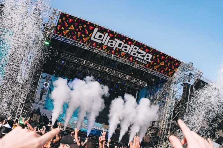 Lollapalooza anuncia sideshows patrocinados pela Mike's Ice Lollapalooza anuncia sideshows patrocinados pela Mike's Ice