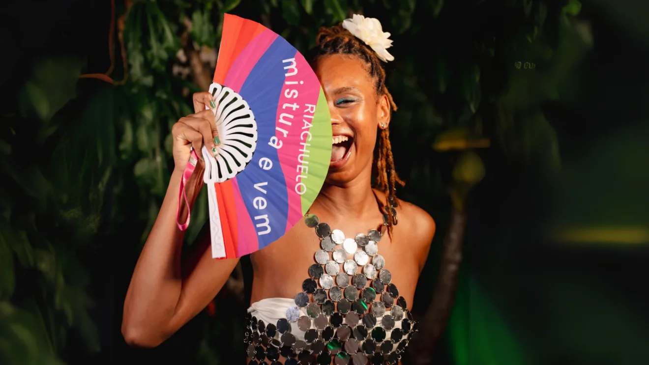Patrocínios e experiências integram campanha de carnaval da Riachuelo Patrocínios e experiências integram campanha de carnaval da Riachuelo