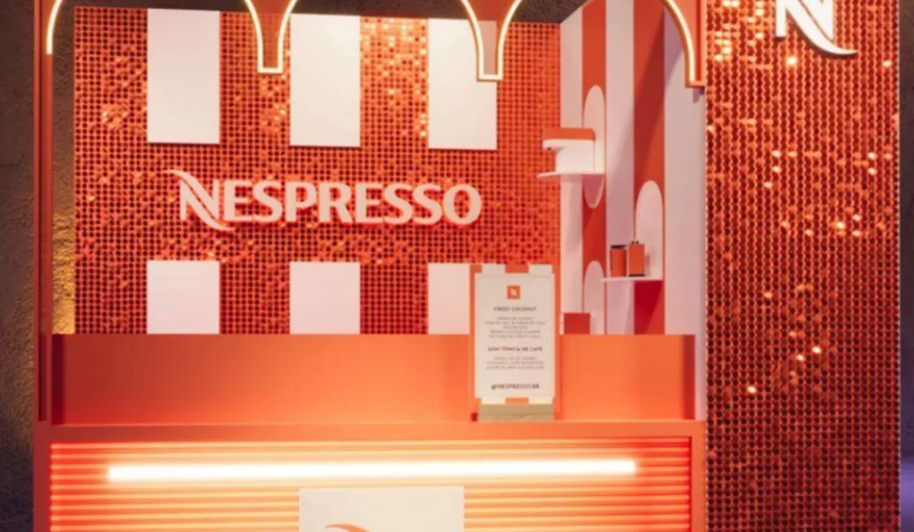 Imagem mostra estande da Nespresso em um dos camarotes do Rio de Janeiro