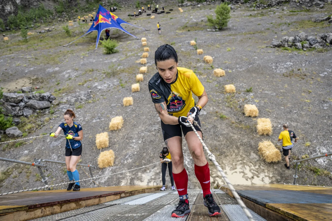 Imagem de uma das corridas da Red Bull Ibiza Royale x Xiaomi, que abriu eliminatórias no Brasil