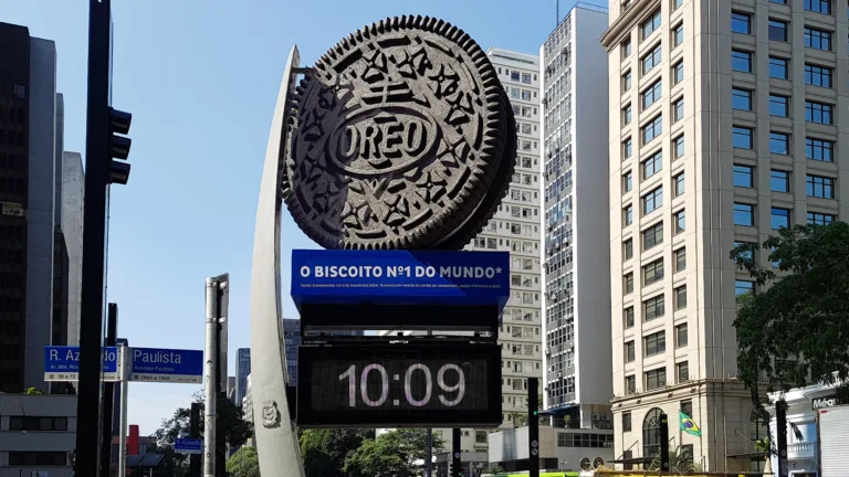 Imagem de ativações OOH da Oreo no Nordeste e Sudeste