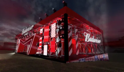 Imagem do estande da Budweiser no Lollapalooza