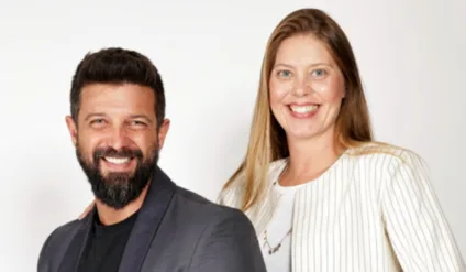 Guilherme Thomaz e Daniela Becker, novos gerentes de marketing da Aramis e da Urban