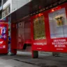 Ponto de ônibus da Avenida Paulista mostra exigências de camarins dos artistas em ação da Budweiser
