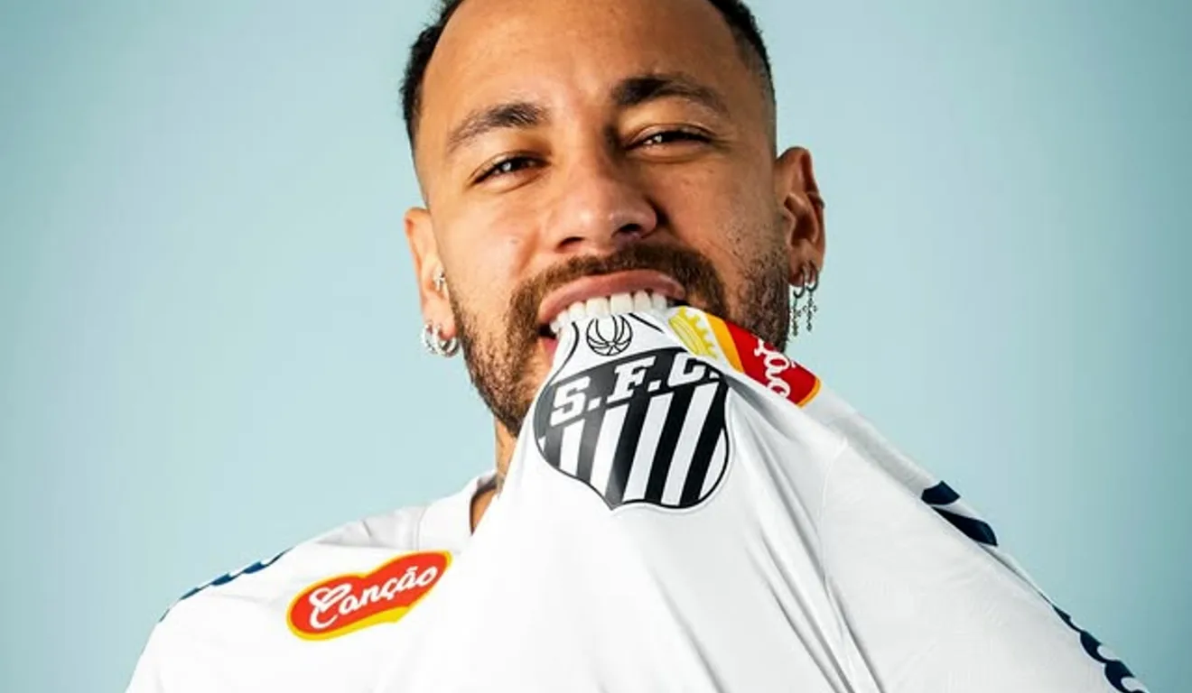 Imagem mostra Neymar, vestindo a camisa do Santos