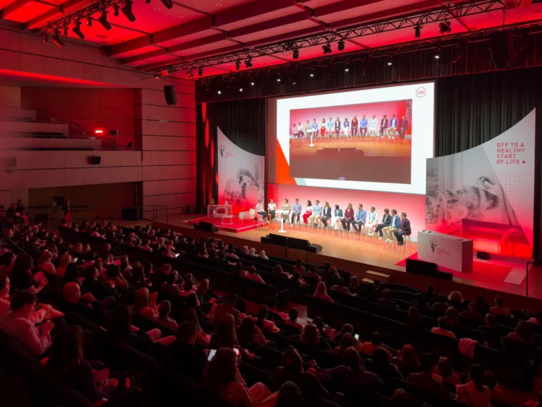 Imagem de plateia do Vet Symposium 2025, evento da Royal Canin