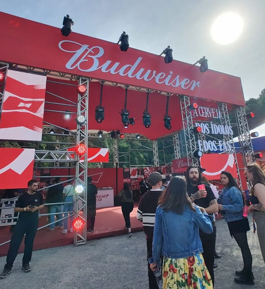 Estande da Budweiser no Coolritiba 2025
