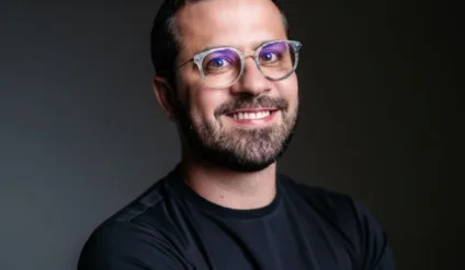 Imagem mostra Roberto Carrelas, novo VP de Trade & Sales da Danone