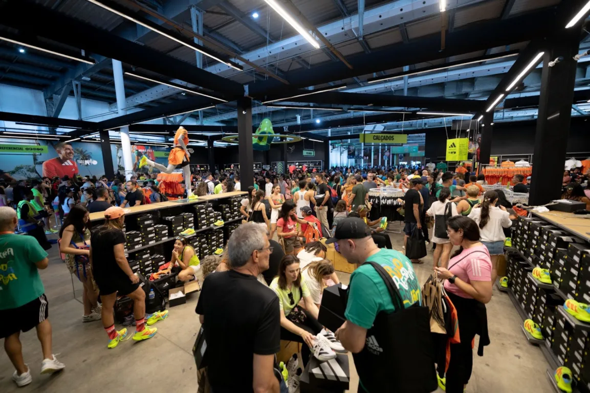 Estrutura da adidas na Maratona do Rio 2025