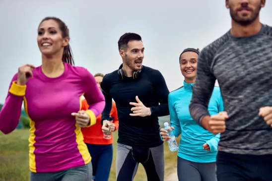 Maratonistas correndo