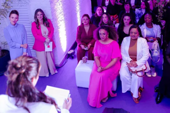 Evento de lançamento de produto de Renew, da Avon
