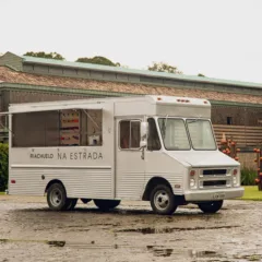Truck “Riachuelo na Estrada” conecta moda e cultura brasileira em tour por cinco capitais
