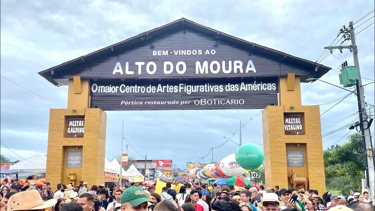 Pórtico Alto do Moura, em Caruaru