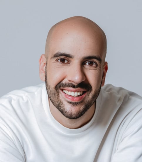 Douglas Faustino