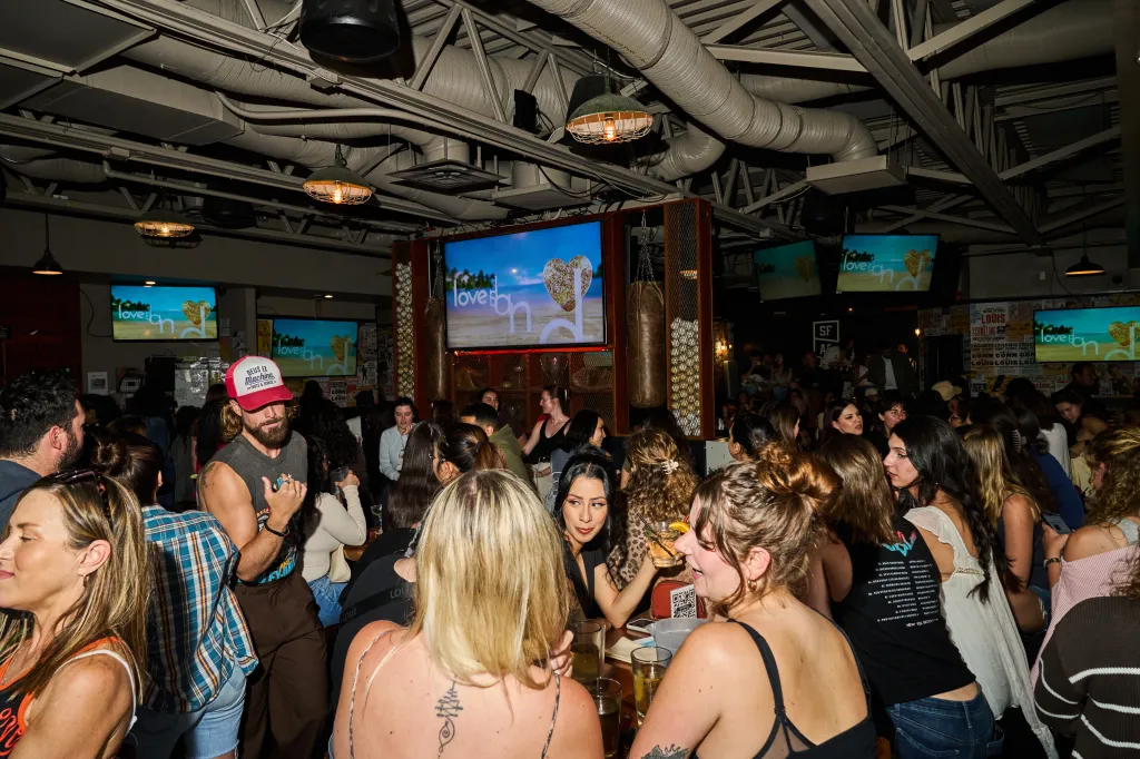 Watch Party de Love Island em São Francisco 