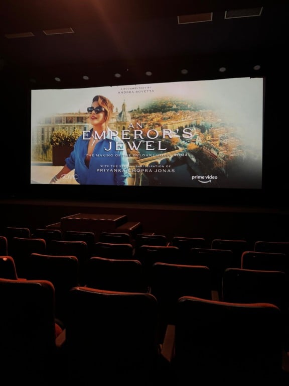 Sala de cinema exibe documentário